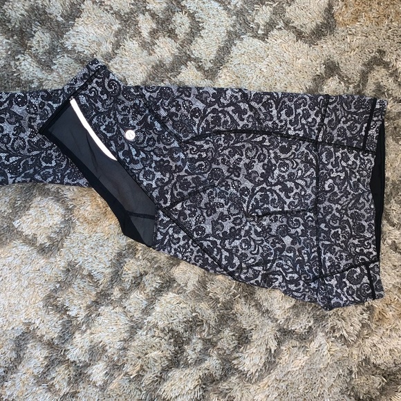 Lululemon Leggings - Picture 2 of 5